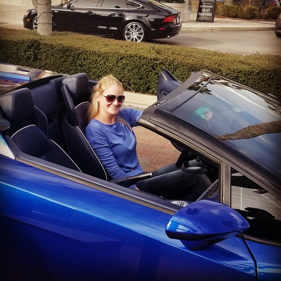 Meet your Posher, Christine - Picture 7 of 11